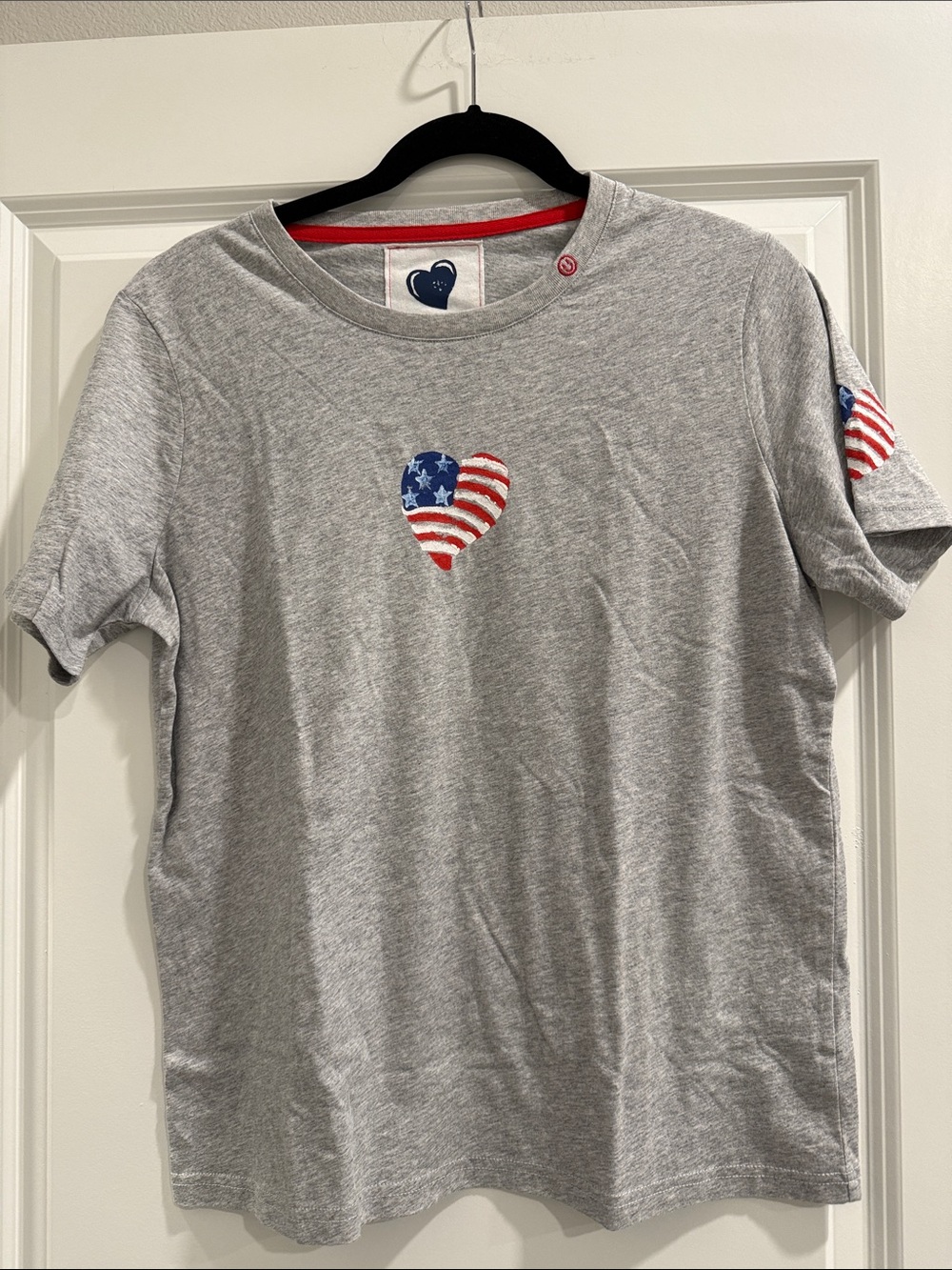 NWT Just Madison Gray Tee with American Flag Heart sz m